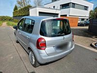 Second-hand Renault Modus 75 CP (55 kW) 2009 Argintiu Monovolum