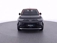 Gebraucht Opel Mokka-e Elegance 100 kW (136 PS) 2022 Diamant schwarz/karbon schwarz SUV