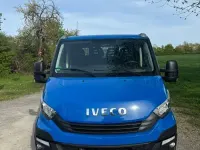 Second-hand Iveco Daily 179 CP (131 kW) 2019 Albastru Monovolum