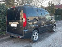 Gebraucht Fiat Doblò 120 PS (88 kW) 2009 Grau Van / Kleinbus