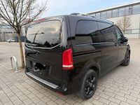 Gebraucht Mercedes V220 120 PS (88 kW) 2015 Schwarz Van / Kleinbus