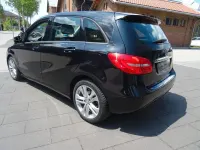 Gebraucht Mercedes B180 109 PS (80 kW) 2014 Schwarz Kleinwagen