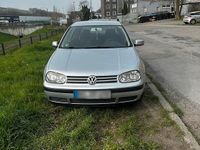Gebraucht VW Golf IV 100 PS (73 kW) 2000 Silber Kleinwagen