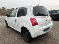 Gebraucht Renault Twingo Night&Day 75 PS (55 kW) 2011 Weiß Kleinwagen