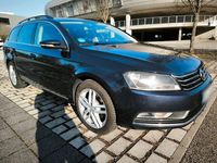 Gebraucht VW Passat Comfortline 140 PS (102 kW) 2013 Blau Limousine