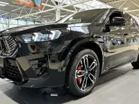 Neu BMW iX2 M Sport 150 kW (204 PS) 2025 Schwarz SUV
