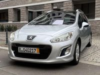 Gebraucht Peugeot 308 Active 150 PS (110 kW) 2012 Silber Kombi