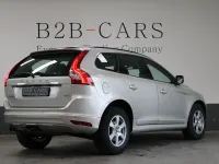 Używany Volvo XC60 Kinetic 150 KM (110 kW) 2017 Beżowy SUV