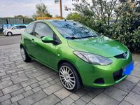 Second-hand Mazda 2 75 CP (55 kW) 2009 Verde Hatchback