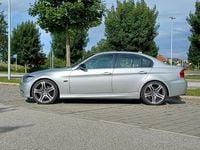 Gebraucht BMW 325 197 PS (144 kW) 2007 Silber Limousine