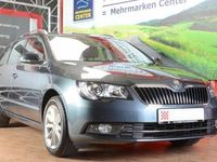 Gebraucht Skoda Superb Ambition 140 PS (102 kW) 2014 Grau metallic Kombi