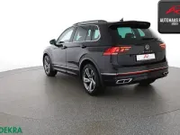 Gebraucht VW Tiguan R-line 150 PS (110 kW) 2023 Deep black perleffekt SUV