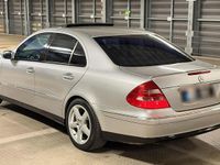 Gebraucht Mercedes E320 224 PS (164 kW) 2003 Silber Limousine