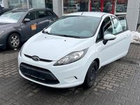 Gebraucht Ford Fiesta 69 PS (50 kW) 2011 Weiß Kleinwagen