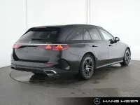 Gebraucht Mercedes E300 AMG 313 PS (230 kW) 2024 Lack obsidianschwarz Kombi