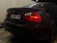 Gebraucht BMW 320 150 PS (110 kW) 2007 Schwarz Limousine