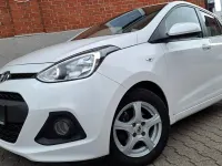 Gebraucht Hyundai i10 67 PS (49 kW) 2017 Weiß Kleinwagen