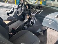 Gebraucht Ford Fiesta 82 PS (60 kW) 2011 Schwarz Kleinwagen