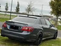 Używany Mercedes E500 AMG 388 KM (285 kW) 2010 Szary Sedan/Limuzyna