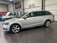 gebraucht Skoda Octavia 1.6 TDi Combi Automatik **Navi*Kamera**