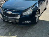 Gebraucht Chevrolet Cruze LT 141 PS (103 kW) 2010 Schwarz Limousine