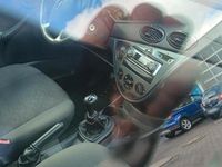 Usata Ford Focus 100 CV (73 kW) 2004 Blu Berlina