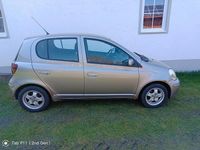 Gebraucht Toyota Yaris 75 PS (55 kW) 2004 Grau Kleinwagen