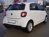 Usata Smart ForFour Basis 90 CV (66 kW) 2019 Bianco Utilitaria