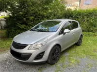 Usado Opel Corsa 86 HP (63 kW) 2013 Prateado Citadino