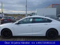Gebraucht Opel Insignia Sport 174 PS (127 kW) 2022 White jade Limousine