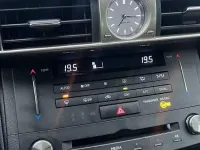 Begagnad Lexus IS300h 223 HK (164 kW) 2016 Sedan