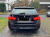 Gebraucht BMW 330 258 PS (189 kW) 2015 Schwarz Kombi