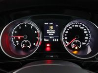 Gebraucht VW Touran Highline 150 PS (110 kW) 2022 Schwarz Van / Kleinbus