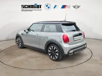 Gebraucht Mini Cooper Classic 136 PS (100 kW) 2021 (grau)  moonwalk grey Kleinwagen