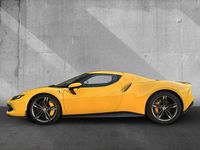 Gebraucht Ferrari 296 829 PS (609 kW) 2024 Giallo modena ds Coupé