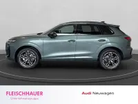 Neu Audi Q3 Sport 150 PS (110 kW) 2026 Salbeigrün metallic SUV