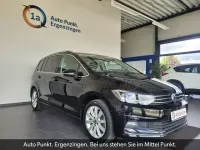 Gebraucht VW Touran Highline 150 PS (110 kW) 2024 Schwarz Van / Kleinbus