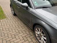 Gebraucht Audi A3 Comfort 140 PS (102 kW) 2014 Grau Limousine