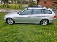 Gebraucht BMW 320 130 PS (95 kW) 2007 Grau Kombi