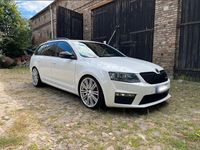Gebraucht Skoda Octavia RS 184 PS (135 kW) 2014 Weiß Kleinwagen