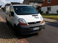 Second-hand Renault Trafic 101 CP (74 kW) 2006 Alb Monovolum