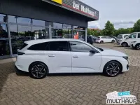Gebraucht Peugeot 308 SW Allure 146 PS (107 kW) 2025 Okenitweiss metallic Kombi