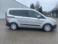 Gebraucht Ford Transit Trend 101 PS (74 kW) 2018 Silber Kombi