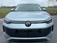 Neu VW Tayron 150 PS (110 kW) 2026 Silber SUV