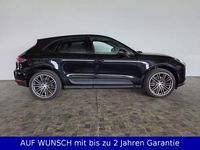 Gebraucht Porsche Macan 245 PS (180 kW) 2019 Tiefschwarzmetallic SUV