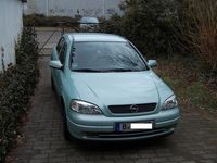 Gebraucht Opel Astra Selection 114 PS (83 kW) 2002 Grün metallic Limousine