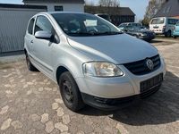 Gebraucht VW Fox 54 PS (39 kW) 2006 Silber Kleinwagen