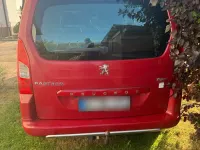 Gebraucht Peugeot Partner Tepee 98 PS (72 kW) 2010 Rot Van / Kleinbus