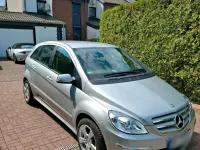 Gebraucht Mercedes B200 136 PS (100 kW) 2011 Silber Kleinwagen