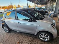 Gebraucht Smart ForFour Passion 71 PS (52 kW) 2015 Silber Kleinwagen